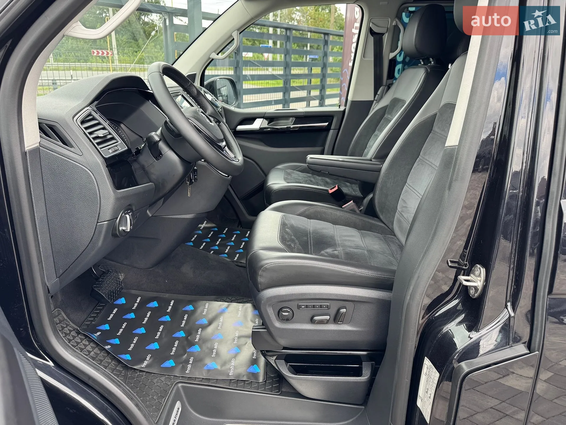 2019 Volkswagen Multivan - мініатюра 22