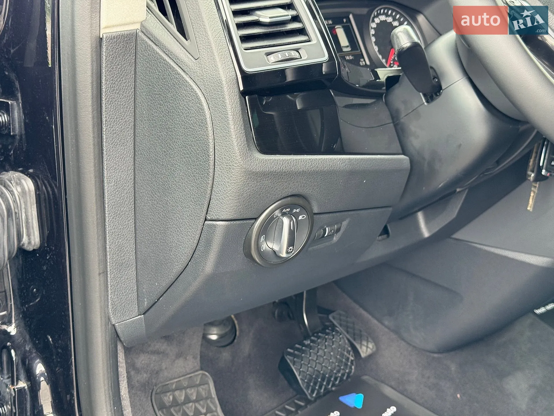 2019 Volkswagen Multivan - мініатюра 17