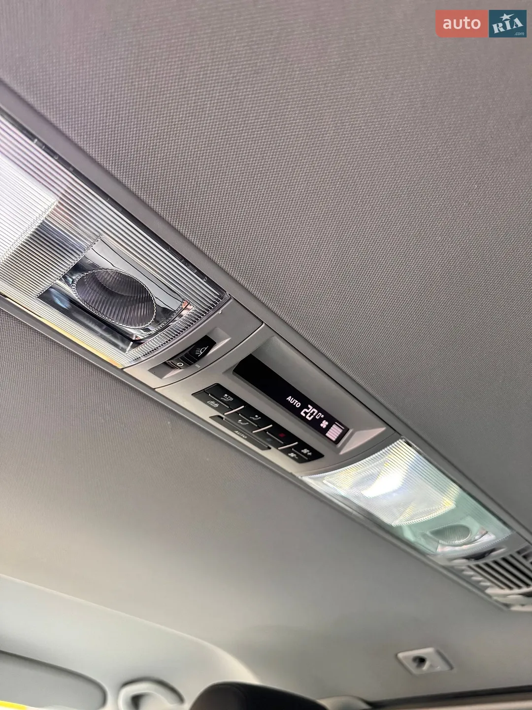2014 Volkswagen Multivan - мініатюра 48