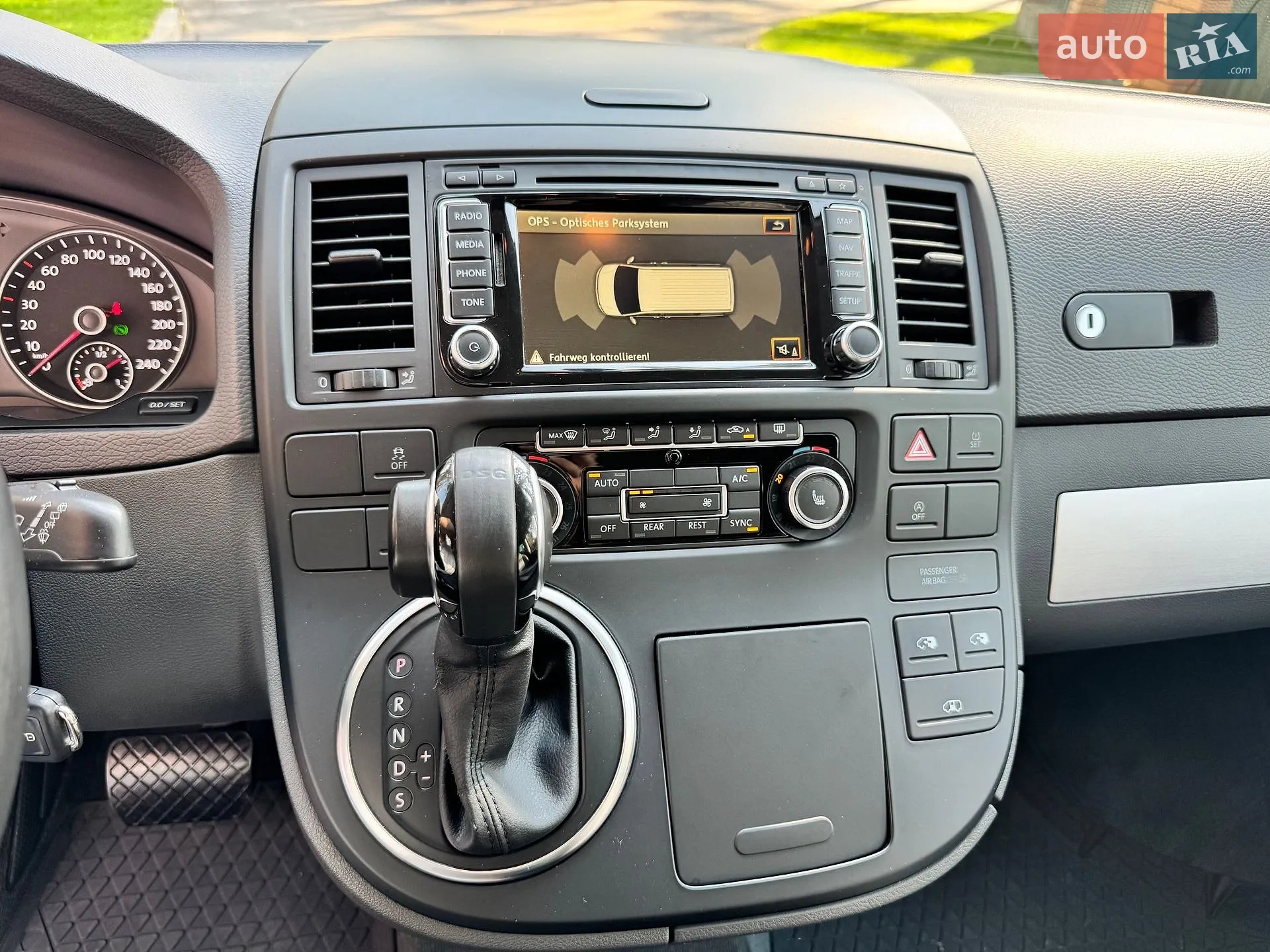 2014 Volkswagen Multivan - мініатюра 28