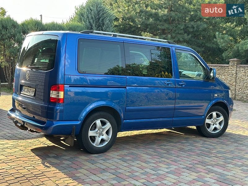 Мінівен Volkswagen Multivan 2009 в Луцьку