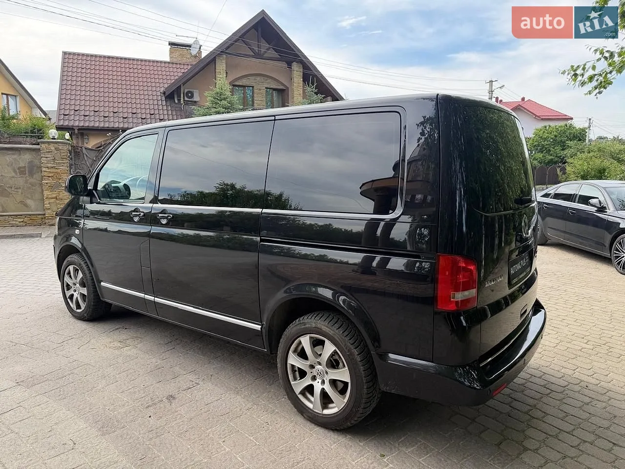 2010 Volkswagen Multivan - мініатюра 2