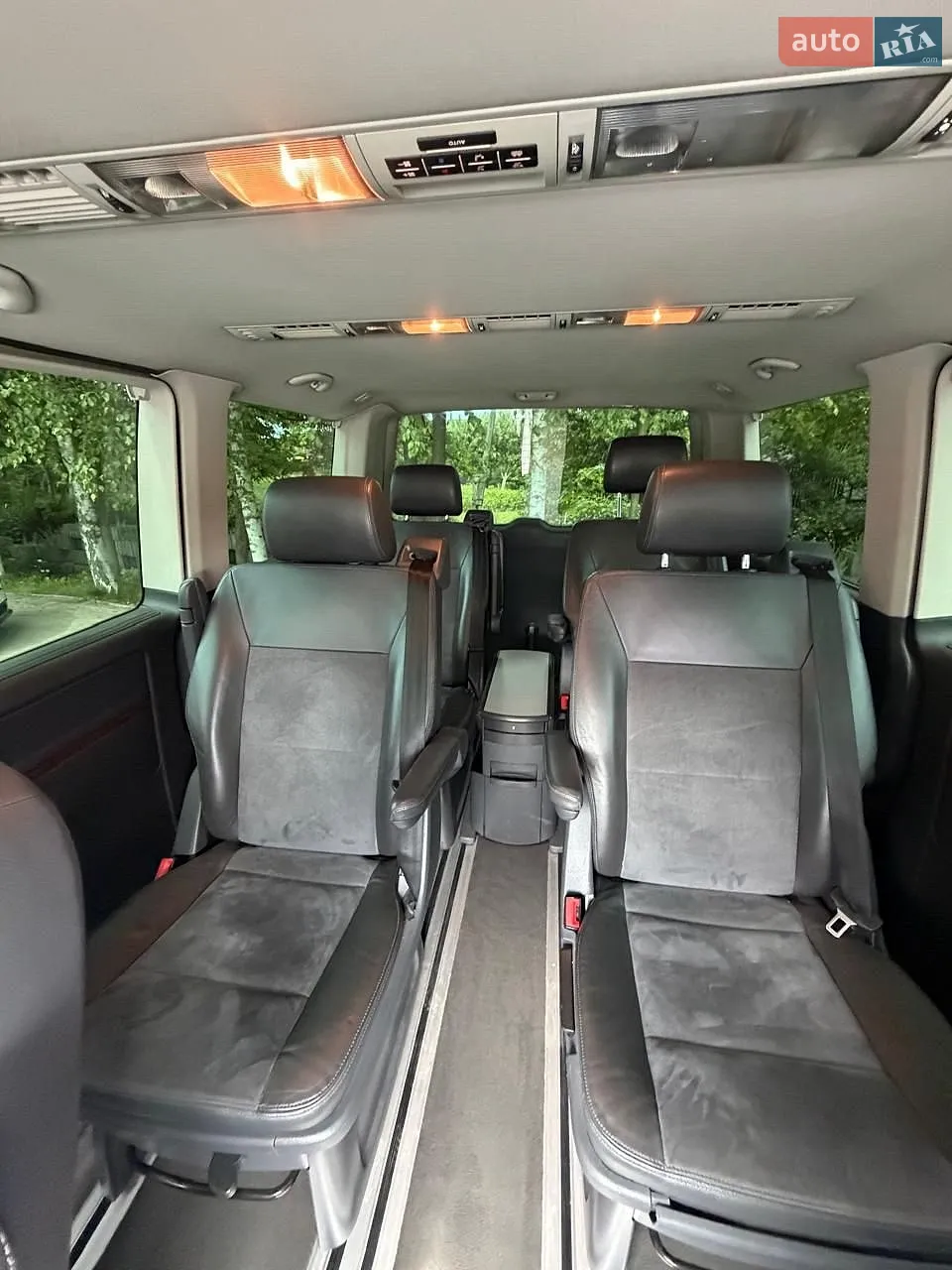 2010 Volkswagen Multivan - мініатюра 16