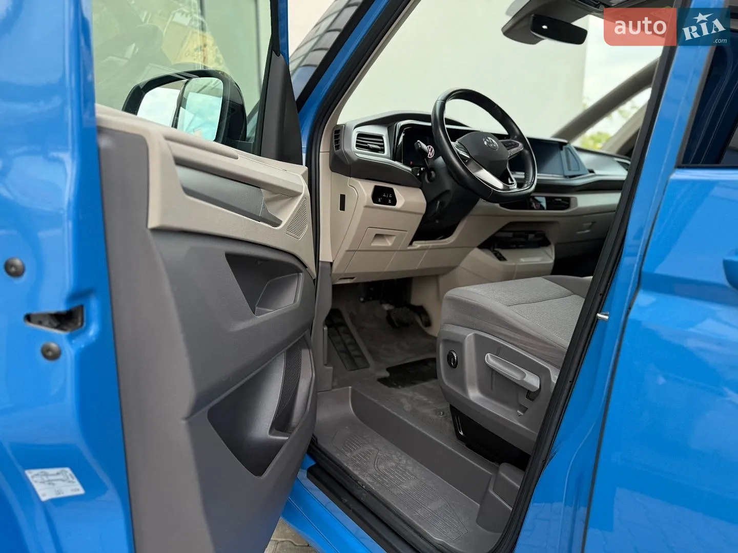2022 Volkswagen Multivan - мініатюра 14