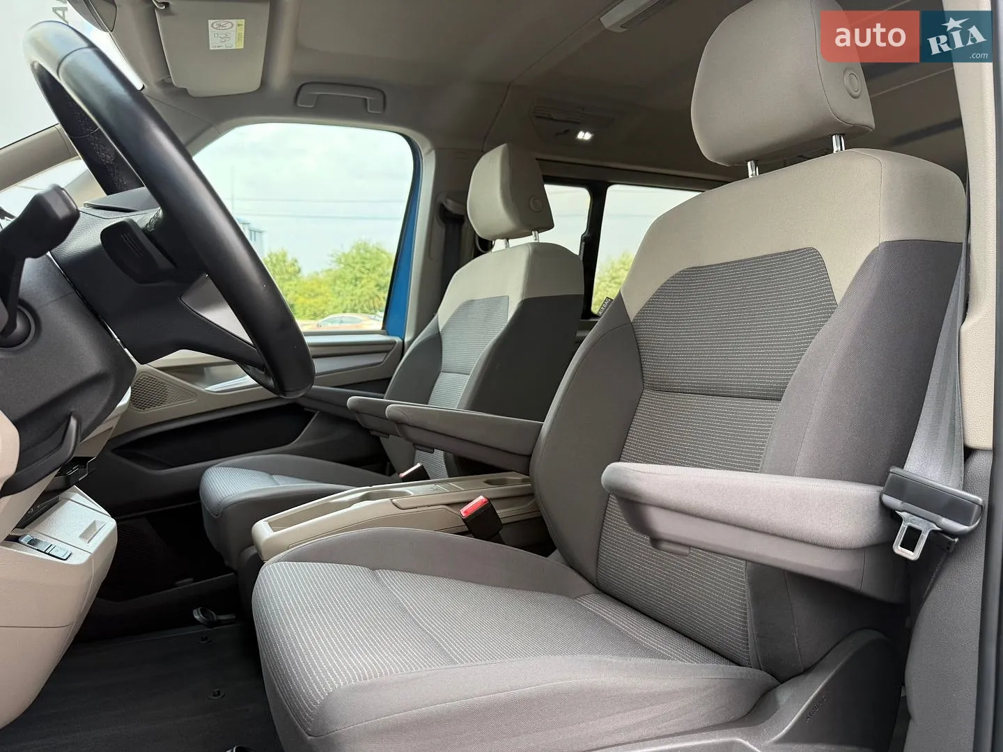 2022 Volkswagen Multivan - мініатюра 20