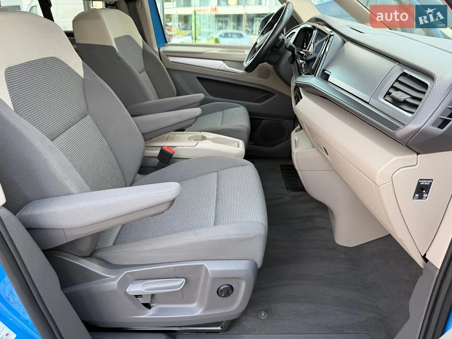 2022 Volkswagen Multivan - мініатюра 43