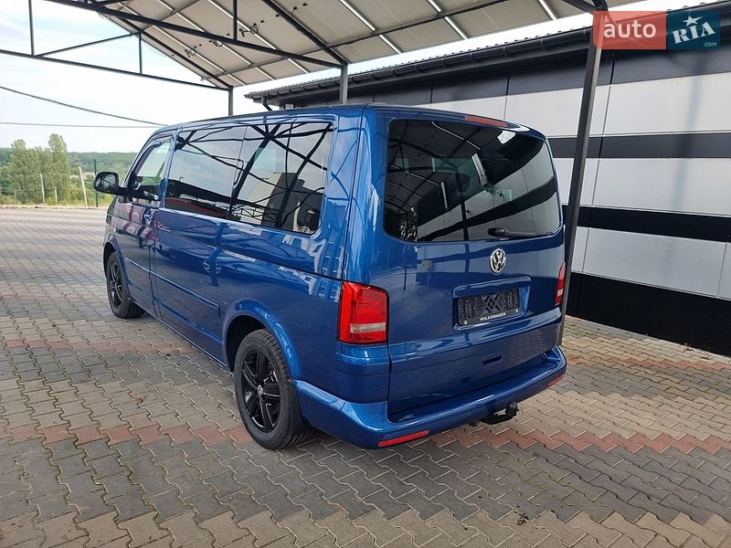 Минивэн Volkswagen Multivan 2013 в Виннице