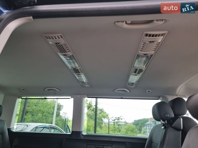 Минивэн Volkswagen Multivan 2013 в Виннице
