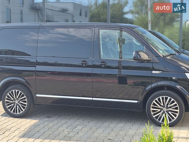 Минивэн Volkswagen Multivan 2019 в Хмельницком