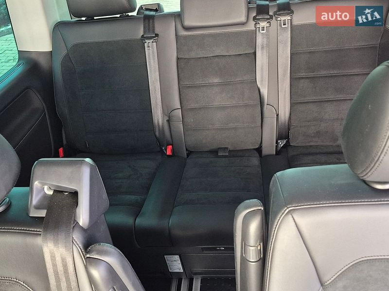 Минивэн Volkswagen Multivan 2019 в Хмельницком