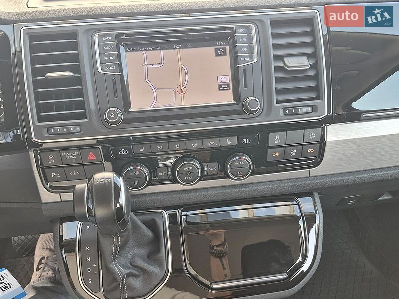 Минивэн Volkswagen Multivan 2019 в Хмельницком