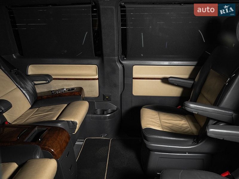 Минивэн Volkswagen Multivan 2011 в Одессе