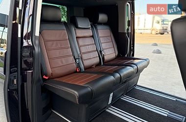 Мінівен Volkswagen Multivan 2017 в Чернівцях