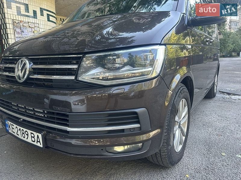 Минивэн Volkswagen Multivan 2017 в Немирове