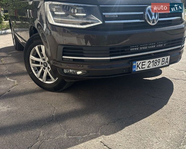 Минивэн Volkswagen Multivan 2017 в Немирове
