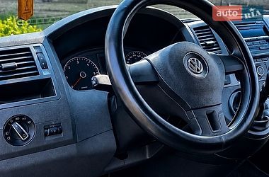 Минивэн Volkswagen Multivan 2011 в Киеве