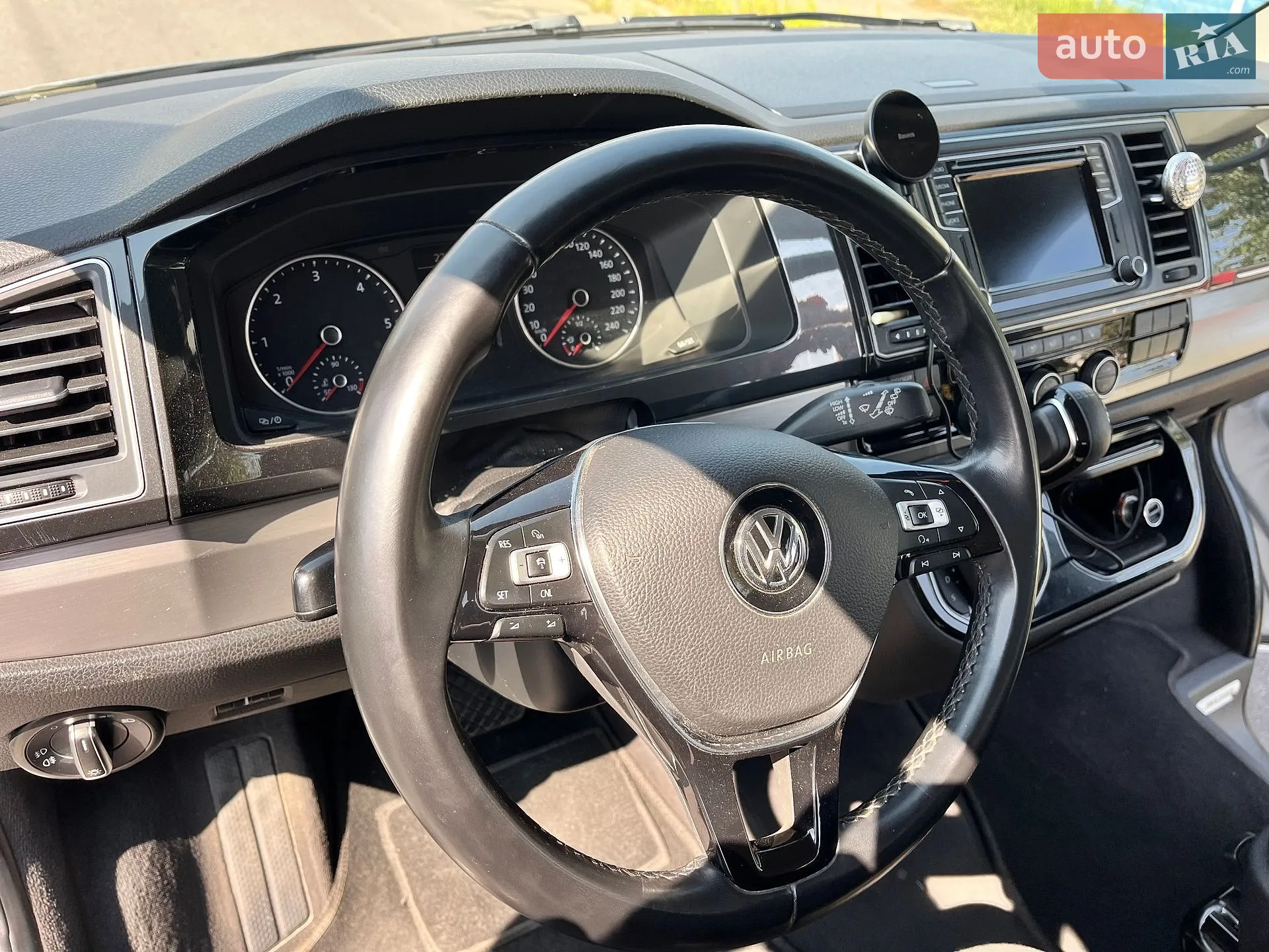 2015 Volkswagen Multivan - мініатюра 16