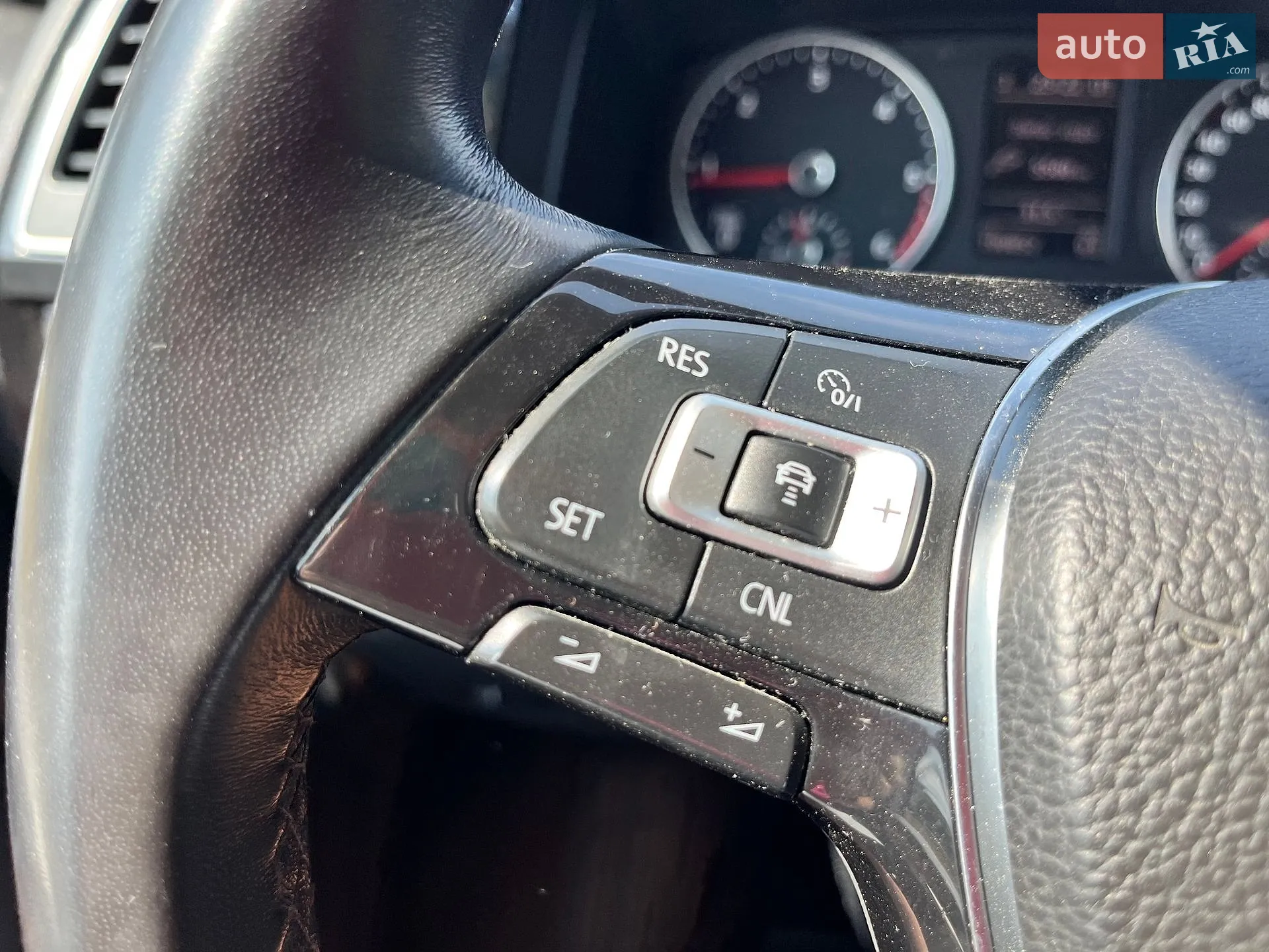 2015 Volkswagen Multivan - мініатюра 37