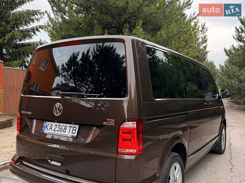 Мінівен Volkswagen Multivan 2017 в Дніпрі