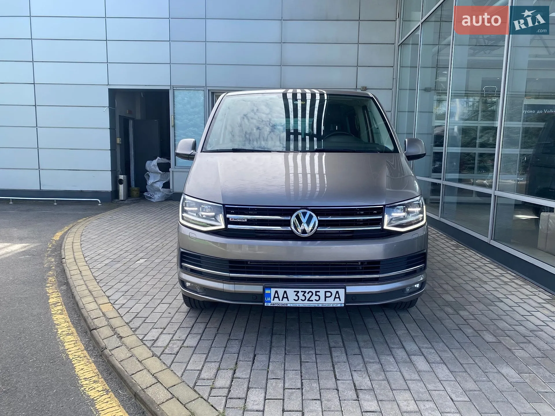 2016 Volkswagen Multivan - мініатюра 3