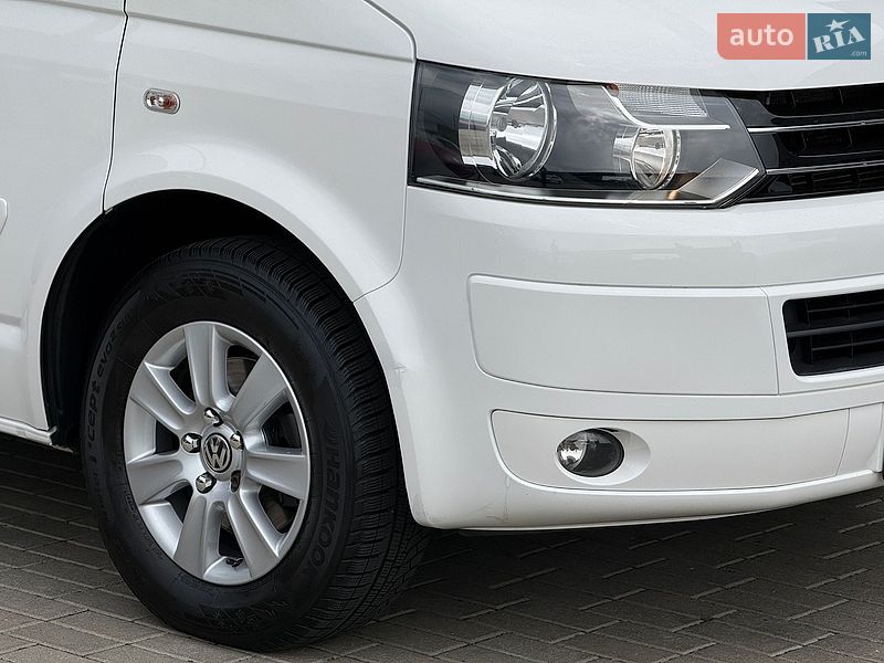 Минивэн Volkswagen Multivan 2012 в Мукачево