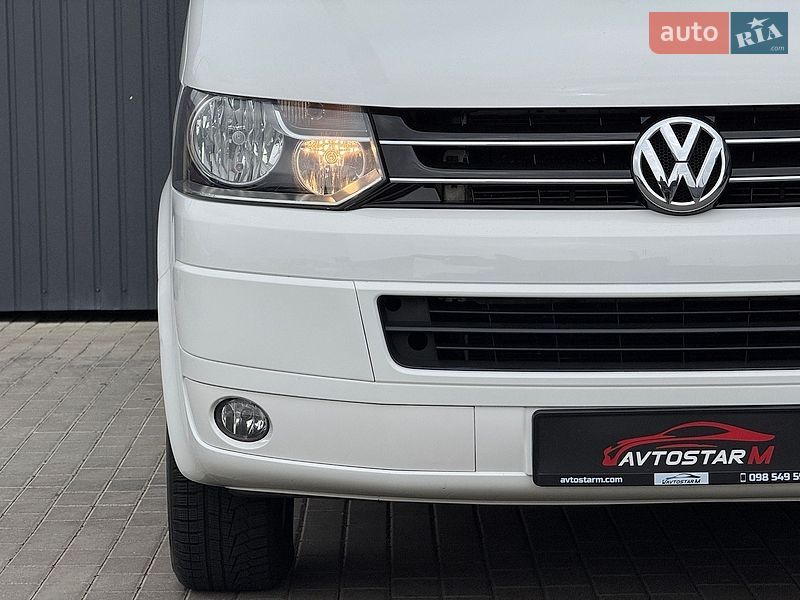 Минивэн Volkswagen Multivan 2012 в Мукачево