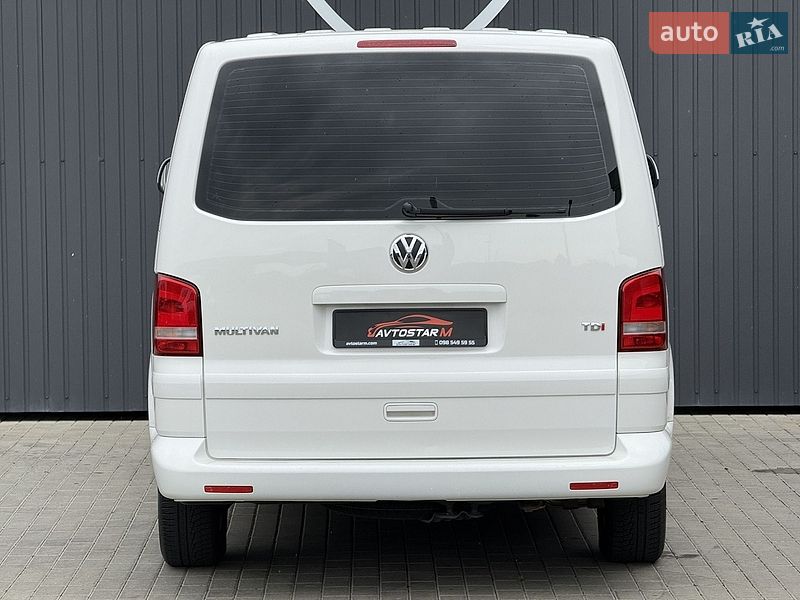 Минивэн Volkswagen Multivan 2012 в Мукачево