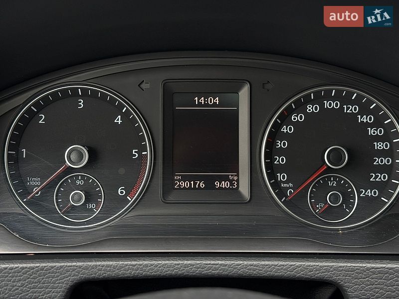 Минивэн Volkswagen Multivan 2012 в Мукачево