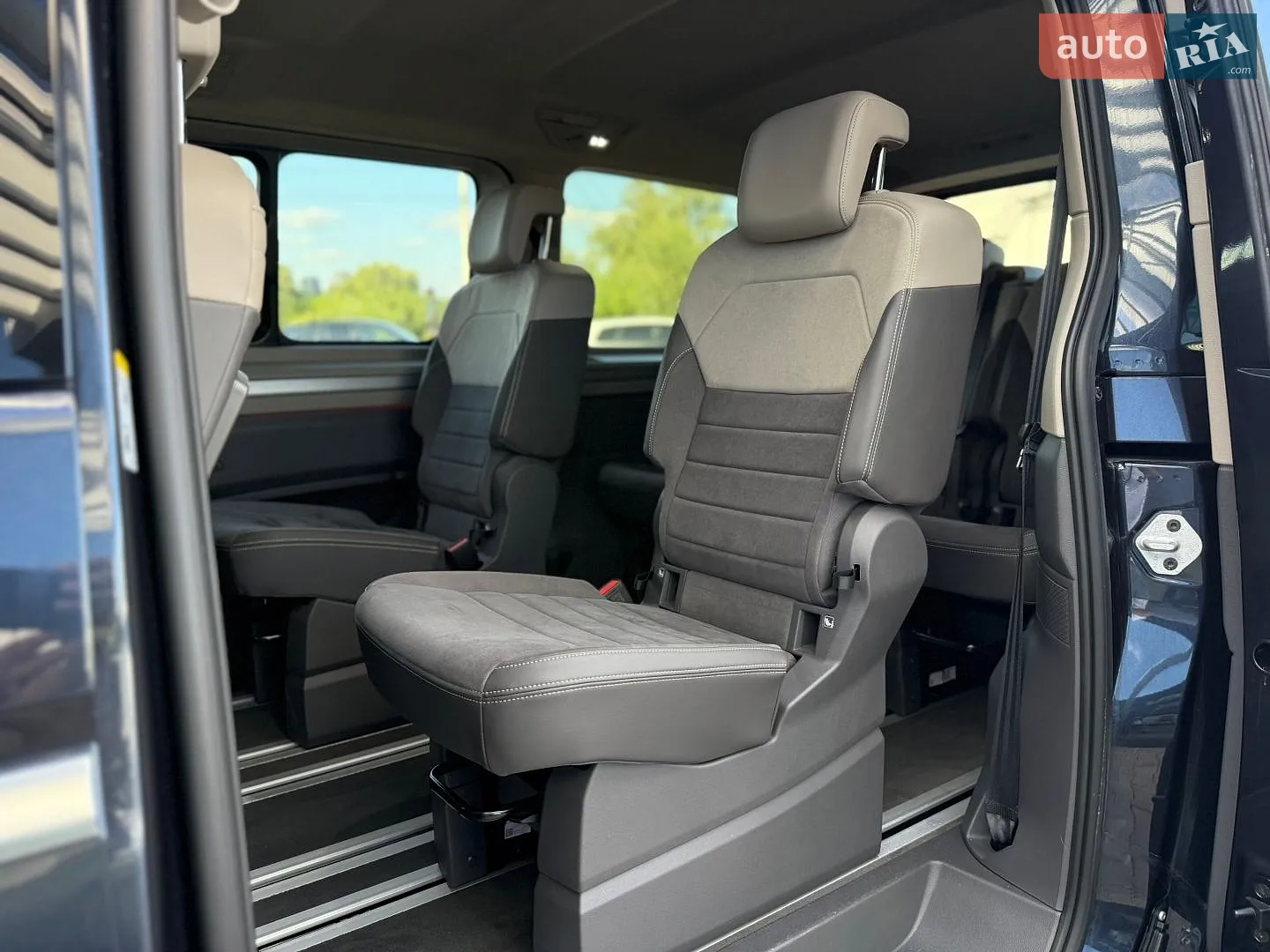 2025 Volkswagen Multivan - мініатюра 39