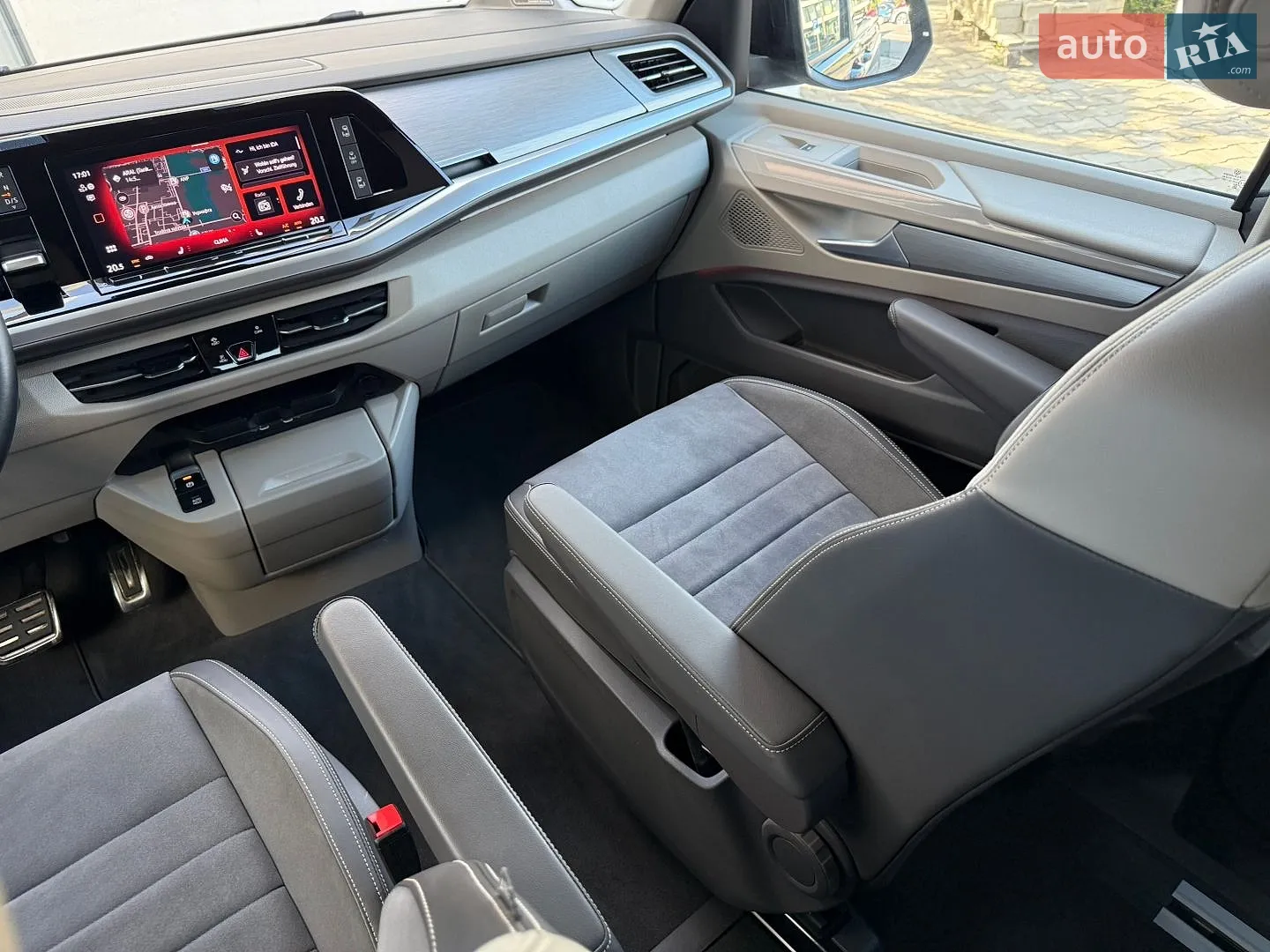 2025 Volkswagen Multivan - мініатюра 28
