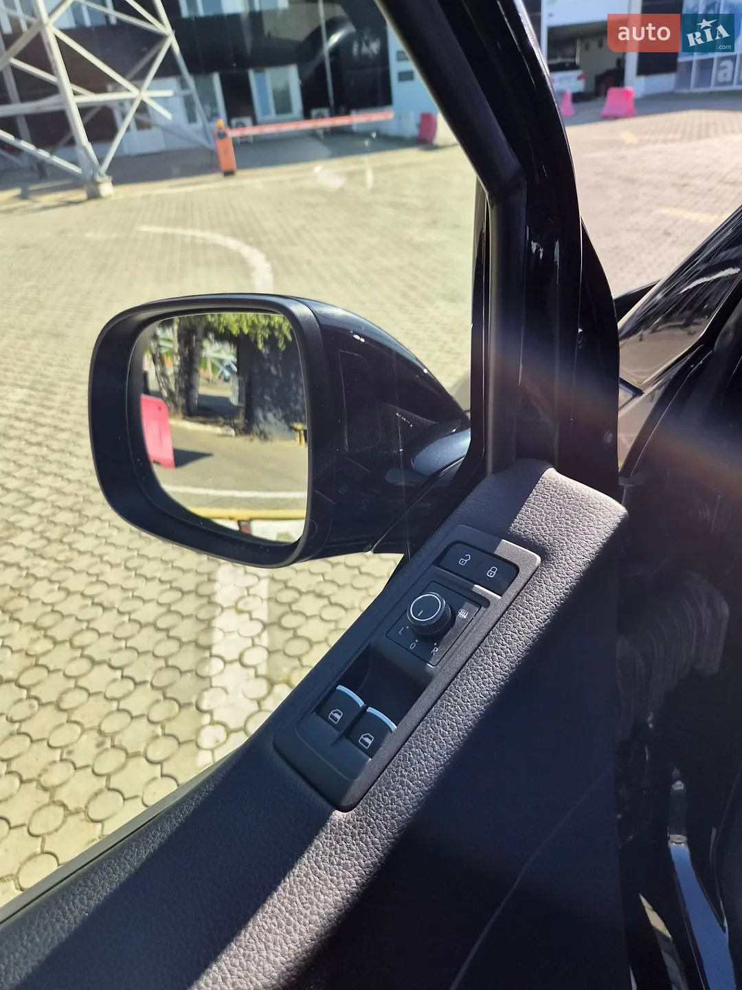 2017 Volkswagen Multivan - мініатюра 15