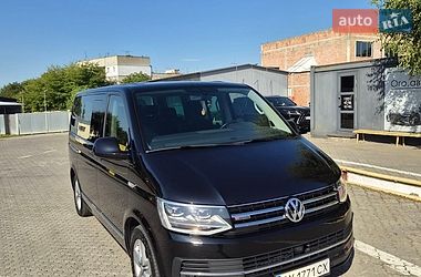 Минивэн Volkswagen Multivan 2017 в Черновцах