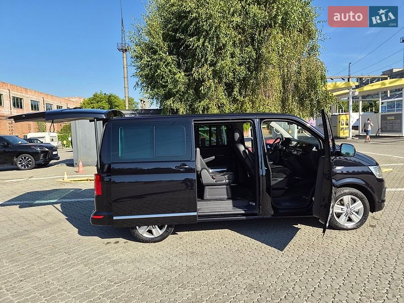 Минивэн Volkswagen Multivan 2017 в Черновцах