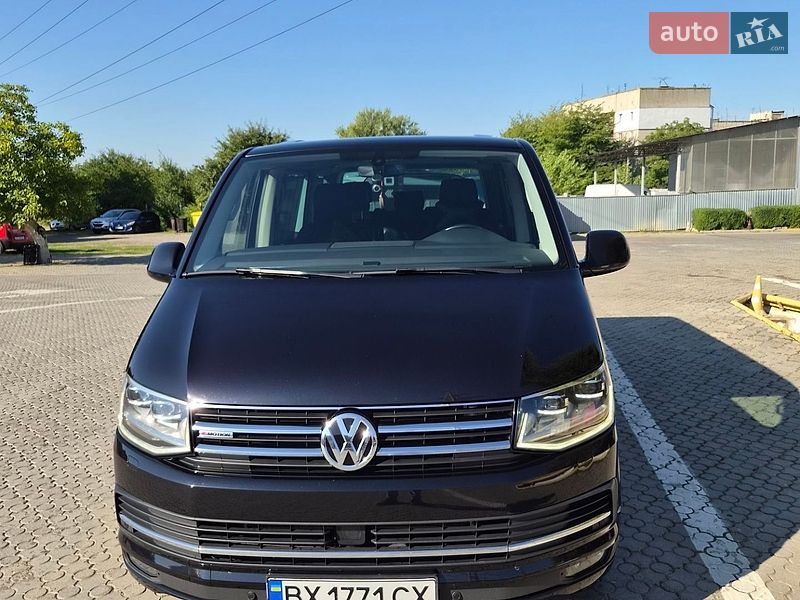 Минивэн Volkswagen Multivan 2017 в Черновцах