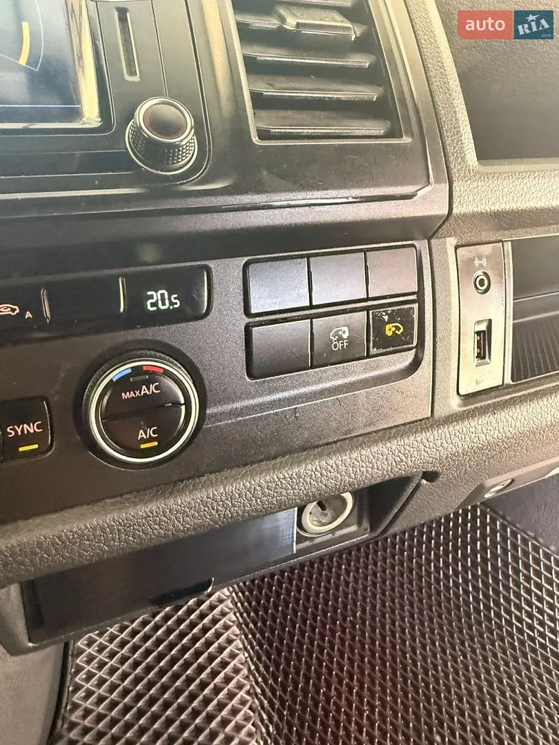 2015 Volkswagen Multivan - мініатюра 10