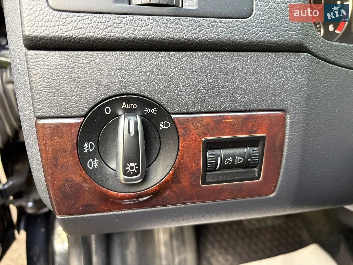2012 Volkswagen Multivan - мініатюра 20