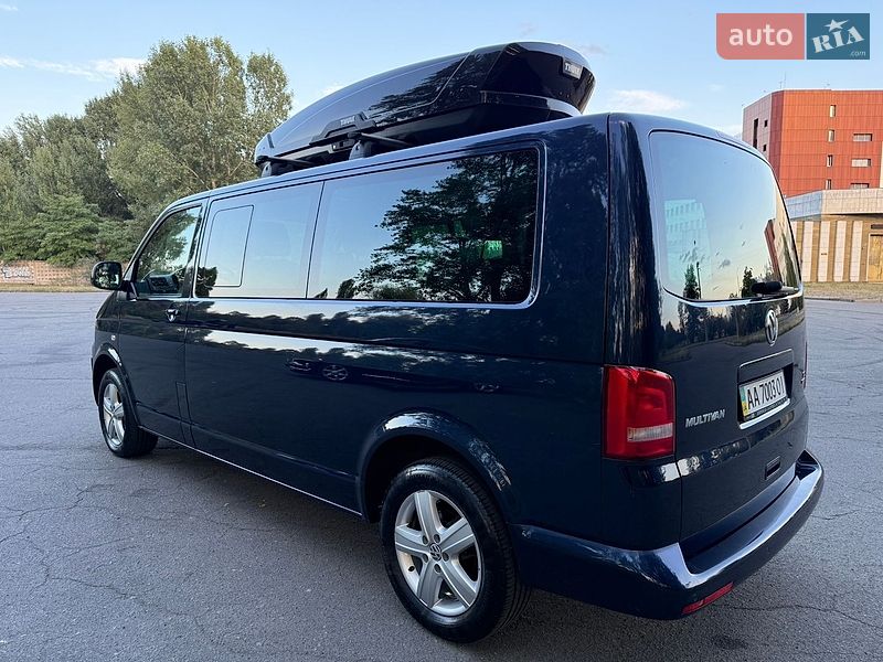 Минивэн Volkswagen Multivan 2015 в Киеве