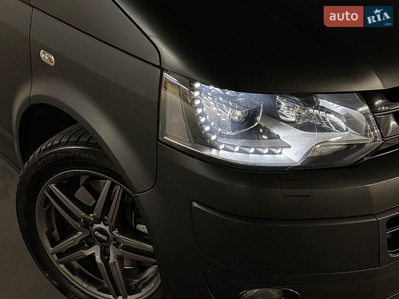 Минивэн Volkswagen Multivan 2013 в Виннице