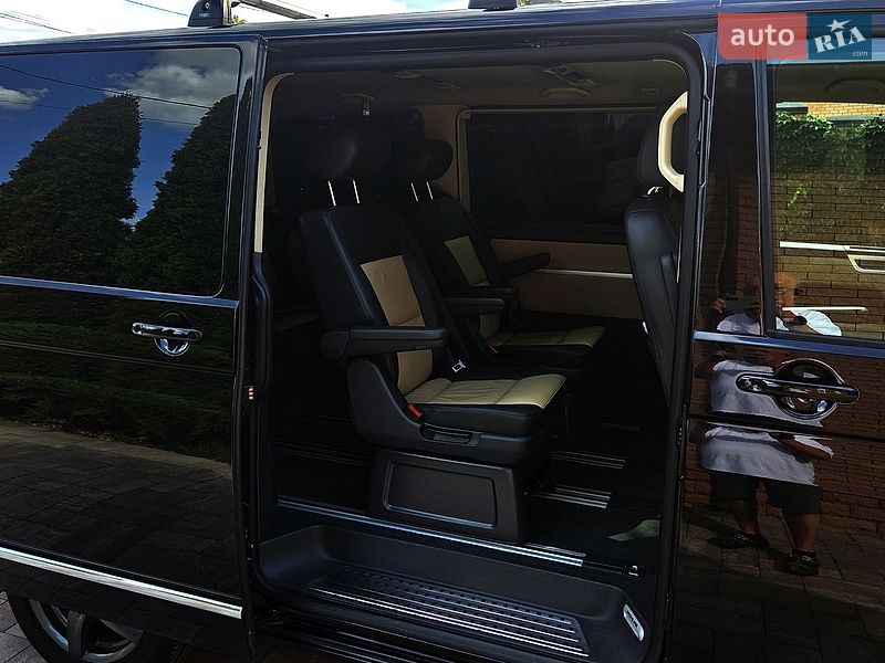 Мінівен Volkswagen Multivan 2014 в Дніпрі