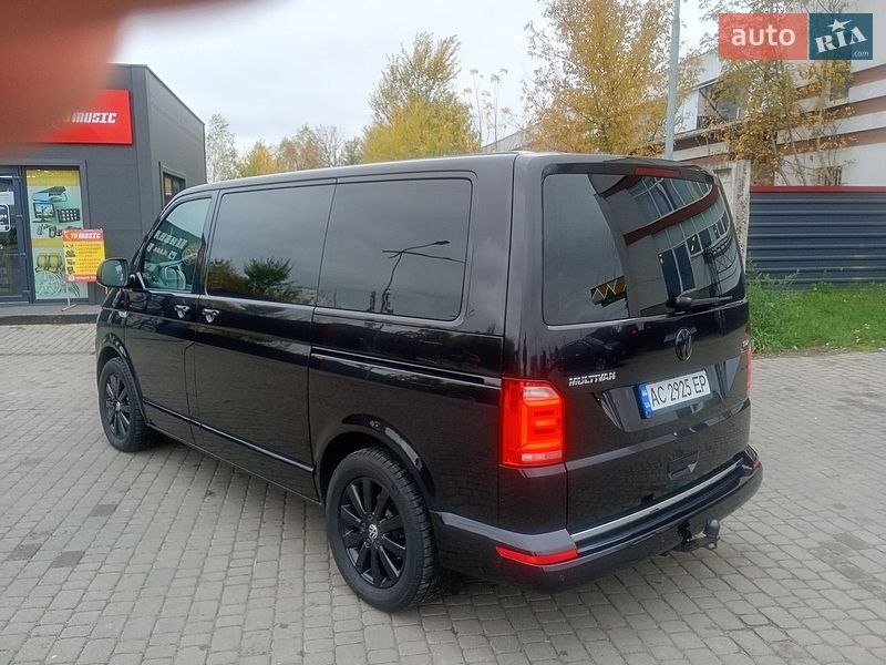 Минивэн Volkswagen Multivan 2016 в Ковеле