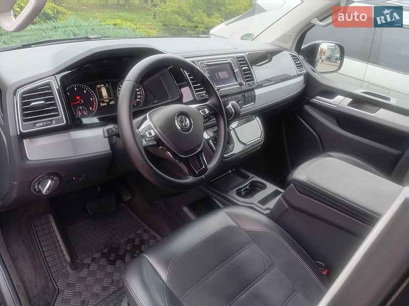 Минивэн Volkswagen Multivan 2016 в Ковеле