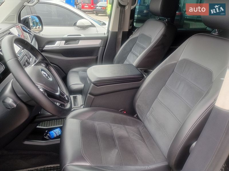 Минивэн Volkswagen Multivan 2016 в Ковеле