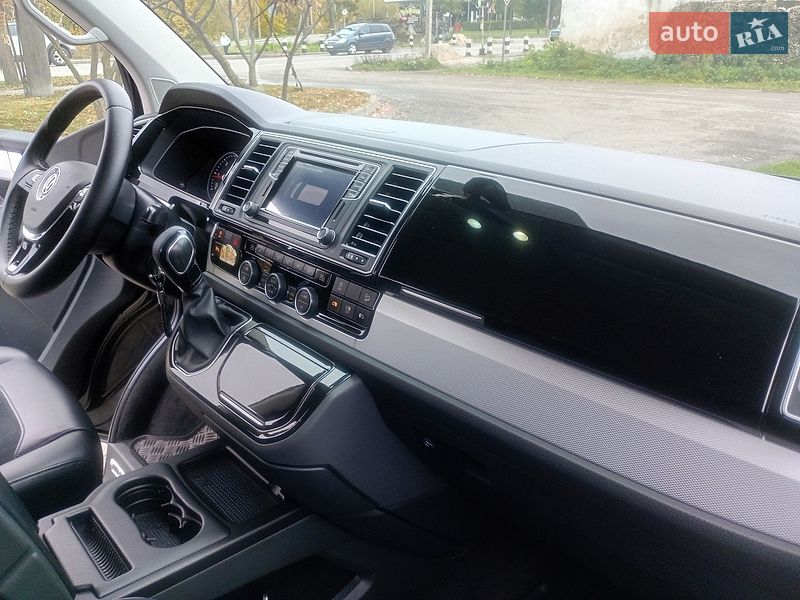 Минивэн Volkswagen Multivan 2016 в Ковеле
