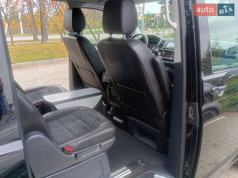 Минивэн Volkswagen Multivan 2016 в Ковеле