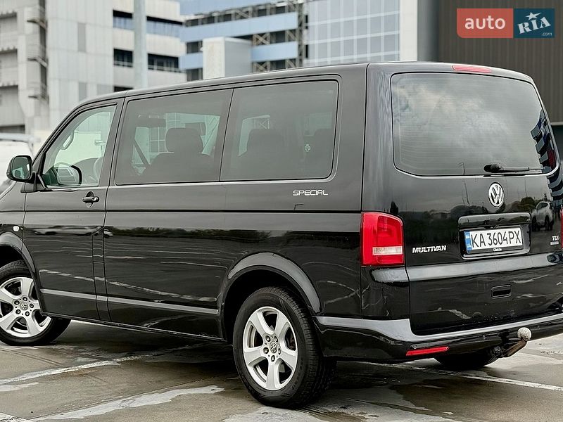 Минивэн Volkswagen Multivan 2013 в Киеве