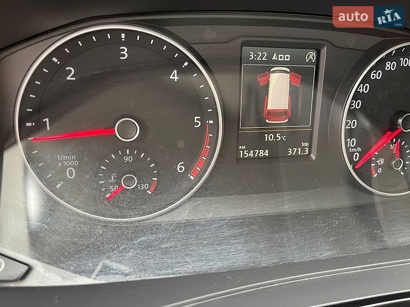 Минивэн Volkswagen Multivan 2016 в Луцке