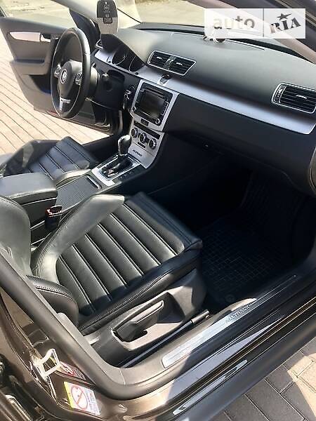 Универсал Volkswagen Passat Alltrack 2013 в Киеве