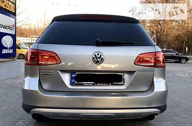 Універсал Volkswagen Passat Alltrack 2013 в 