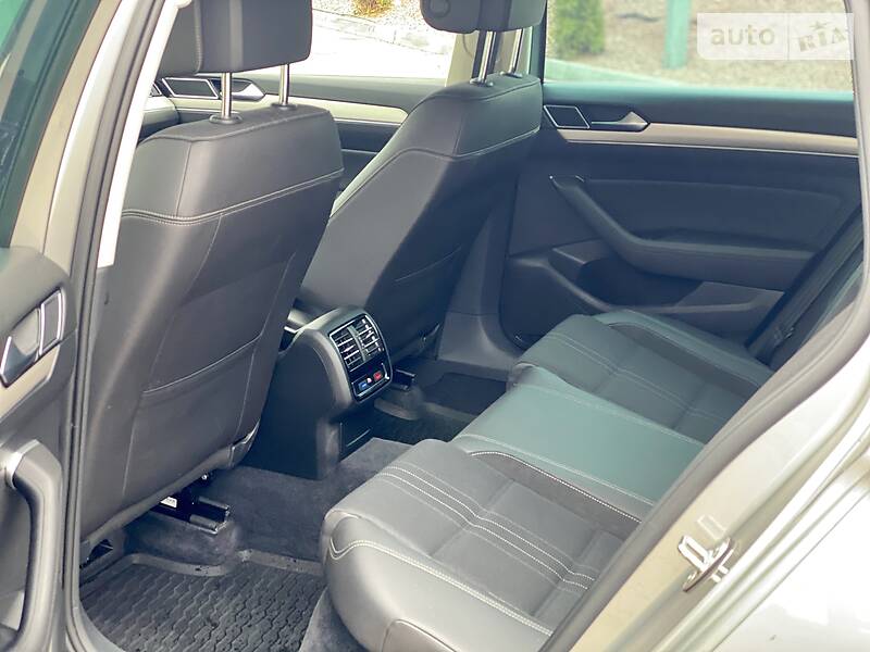 Універсал Volkswagen Passat Alltrack 2016 в Рівному фото 31 Універсал Volkswagen Passat Alltrack 2016 в Рівному