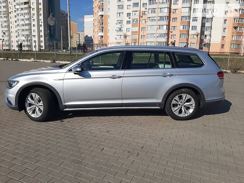 Універсал Volkswagen Passat Alltrack 2016 в Вінниці